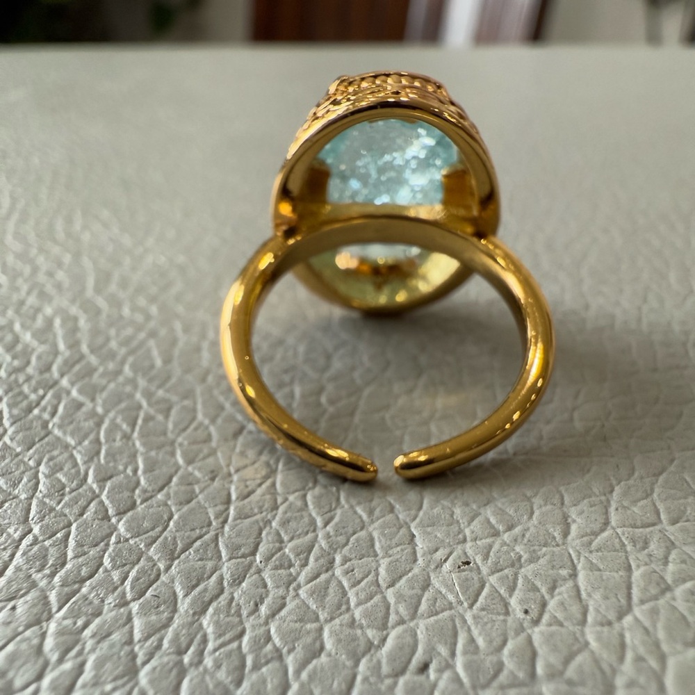 Ring & Earrings Set Blue Crystal Stone Gold Tone - Picture 9 of 13